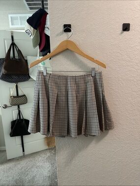 Pleaded mini skirt